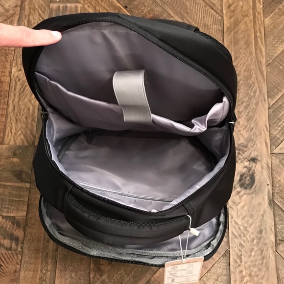 Backpack - Laptop in black color - Picture 7 of 8